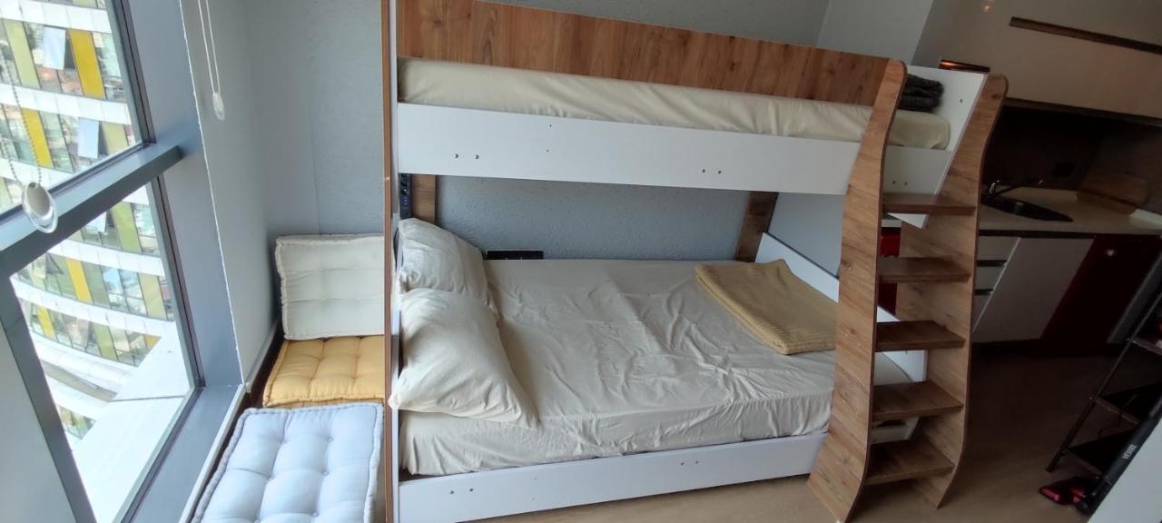 Studyo At High Flat Leilighet Istanbul Eksteriør bilde