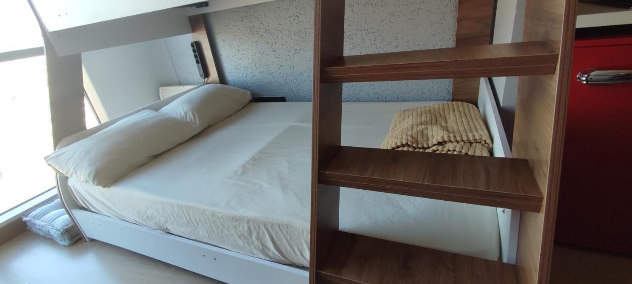 Studyo At High Flat Leilighet Istanbul Eksteriør bilde